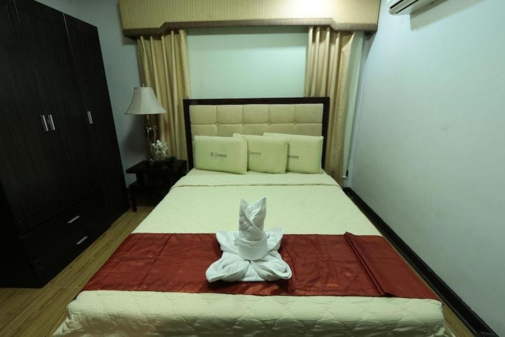 D' Leonor Hotel Davao City Esterno foto