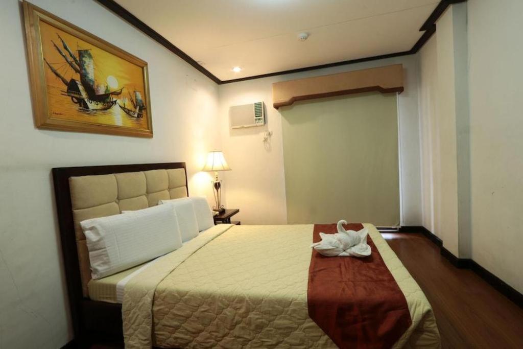 D' Leonor Hotel Davao City Esterno foto