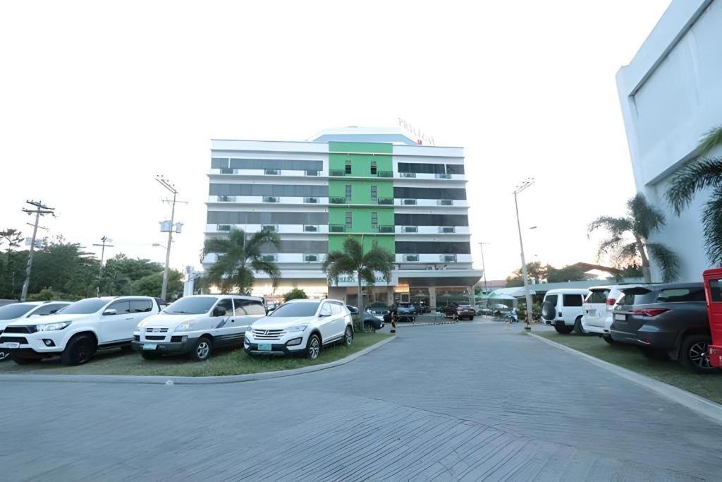 D' Leonor Hotel Davao City Esterno foto